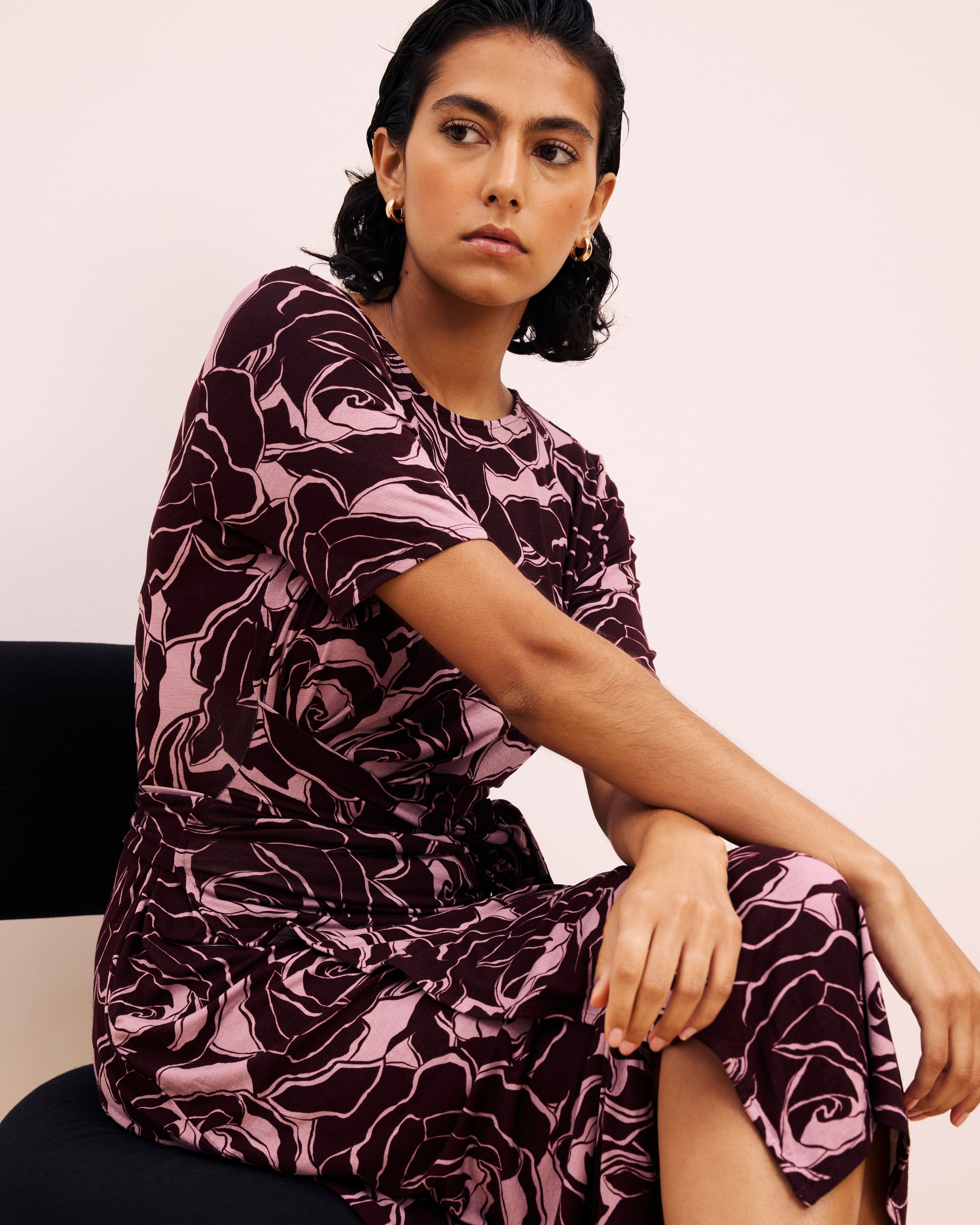 Delilah Liquid Jersey Dress - Rose Print in Black Cherry