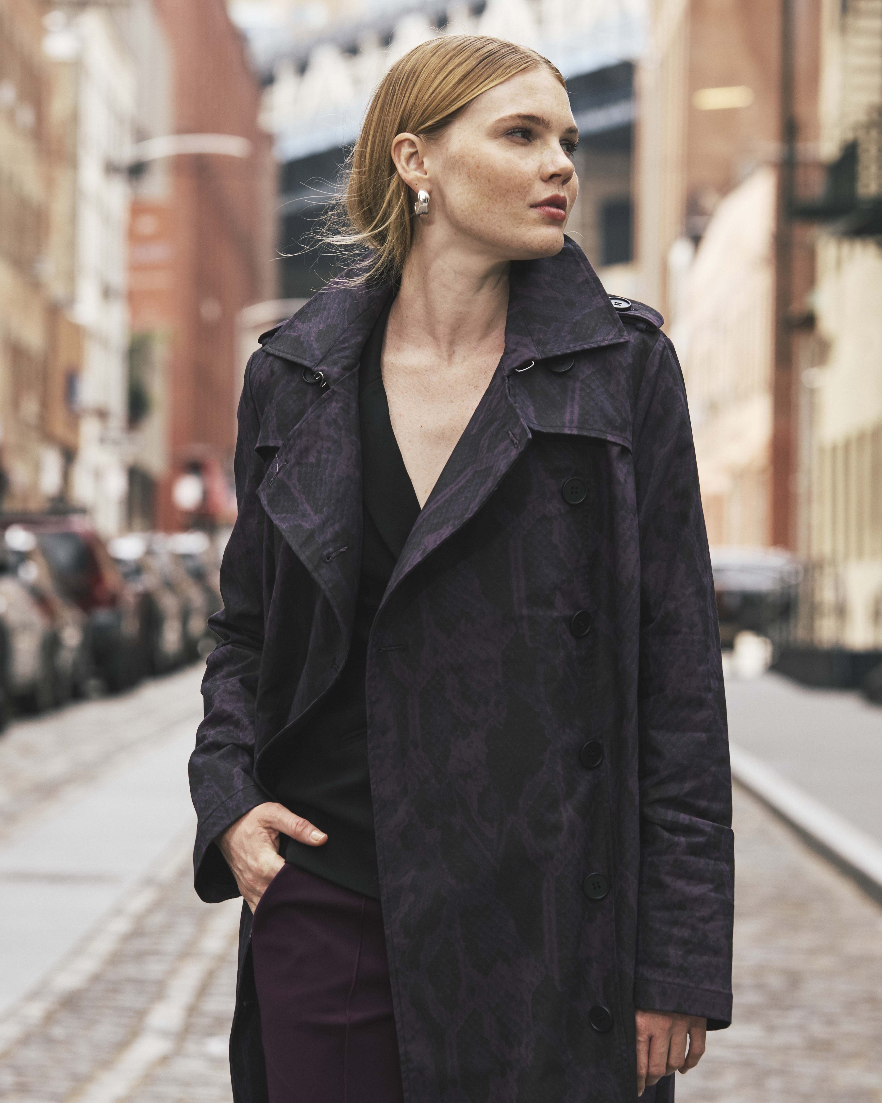 Derjon Trench Coat - Gamay Serpent Print