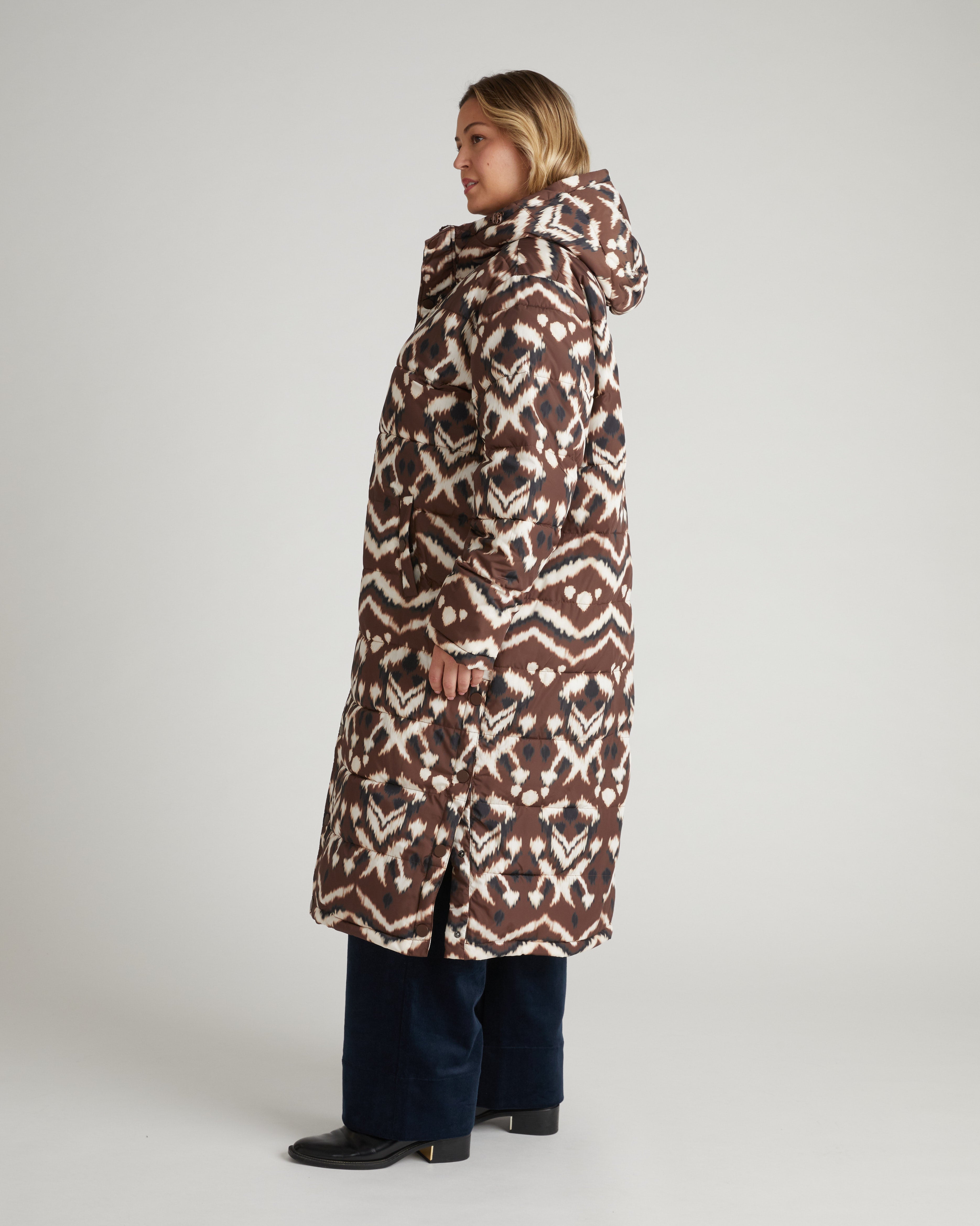 Everest Long Hooded Puffer 2 - Chocolate Ikat Print