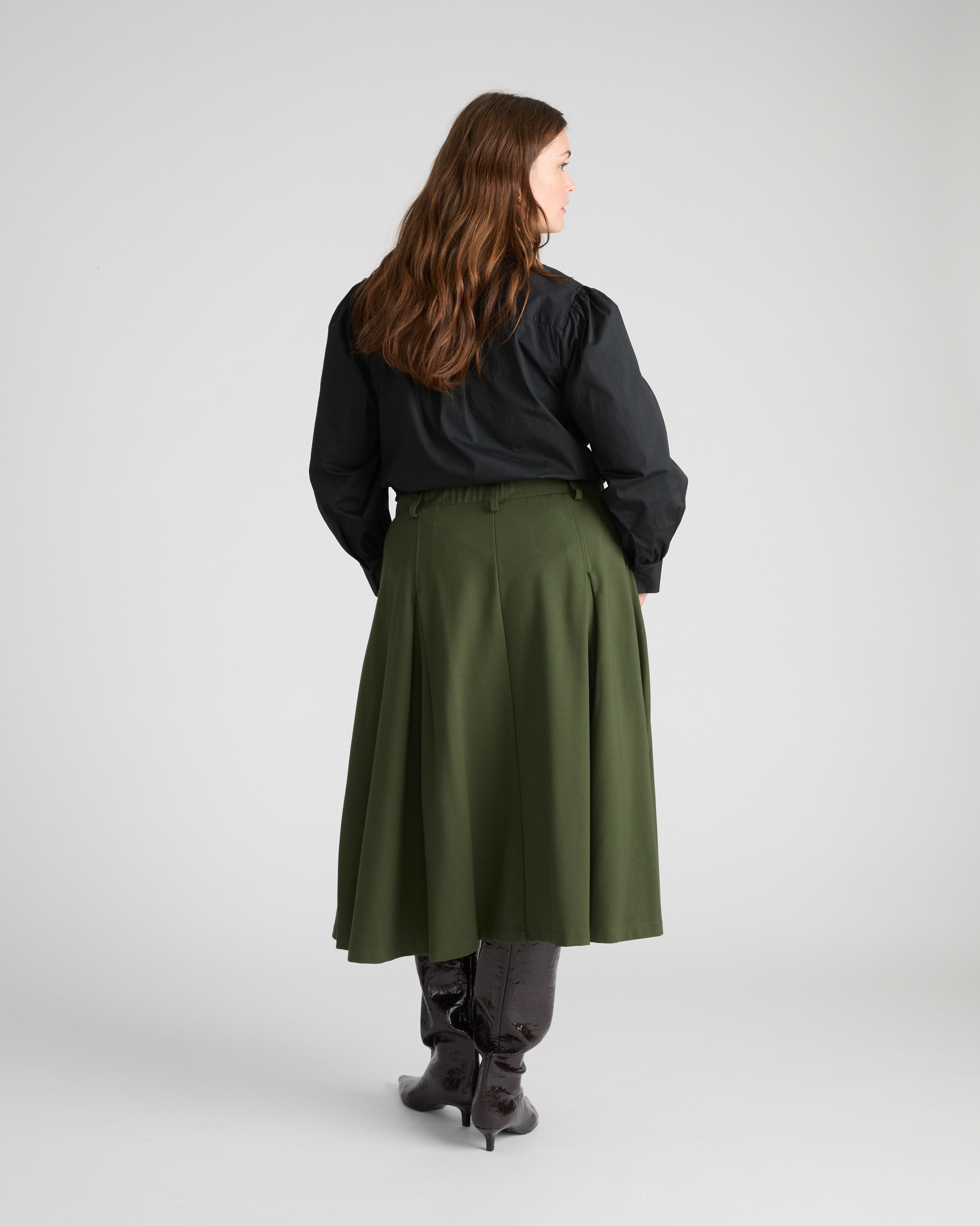 Aleya Pleated Ponte Skirt - Kombu Green