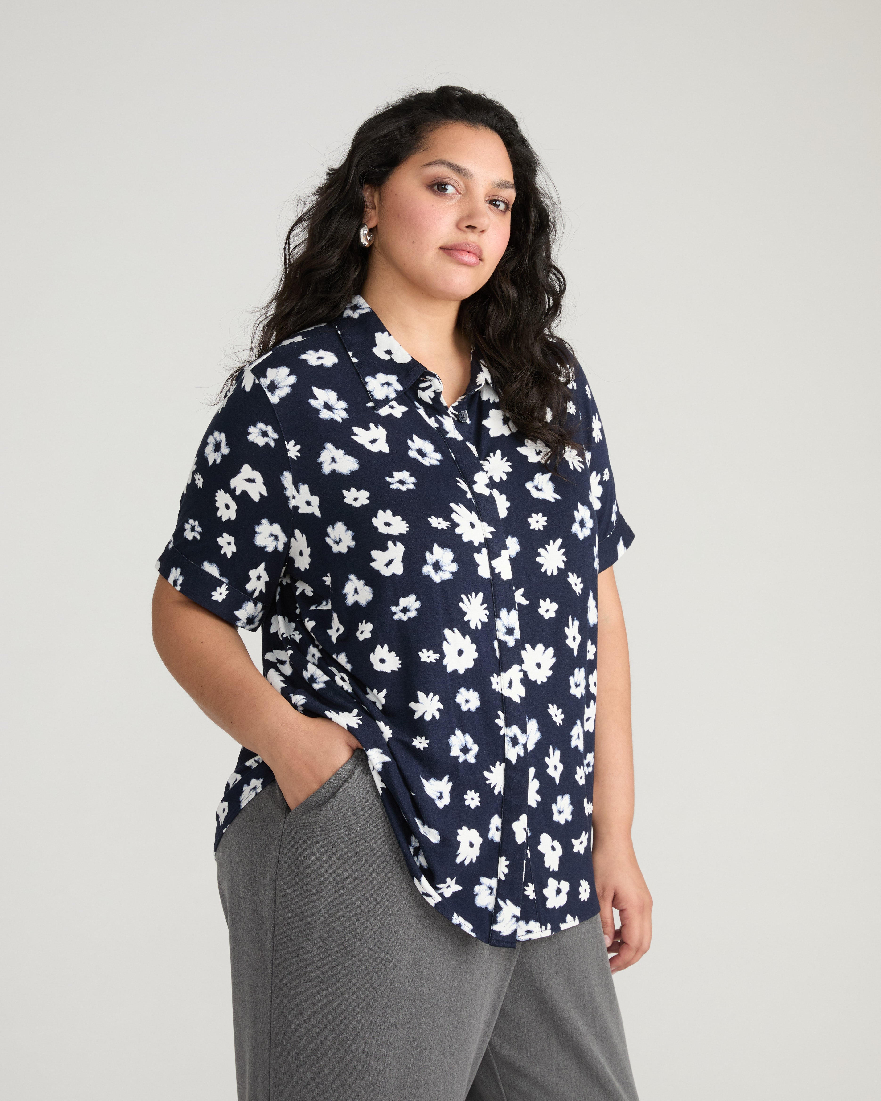 Chelsea Liquid Jersey Short Sleeve Shirt - Mystic Blossom